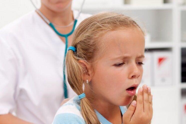 Coughing in the presence of parasites in the child's body